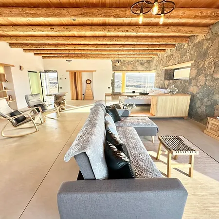 Holiday home Casita Tahona Con Vistas De Infarto Al Mar Y Volcanes Con Absoluta Privacidad Parque Holandes
