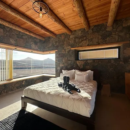 Casita Tahona Con Vistas De Infarto Al Mar Y Volcanes Con Absoluta Privacidad