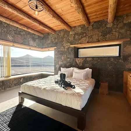 Holiday home Casita Tahona Con Vistas De Infarto Al Mar Y Volcanes Con Absoluta Privacidad Parque Holandes