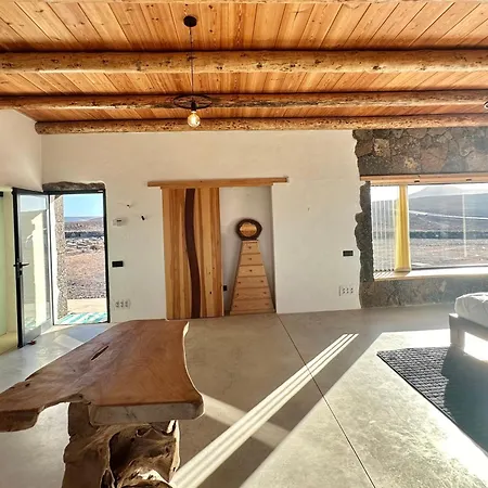 Holiday home Casita Tahona Con Vistas De Infarto Al Mar Y Volcanes Con Absoluta Privacidad